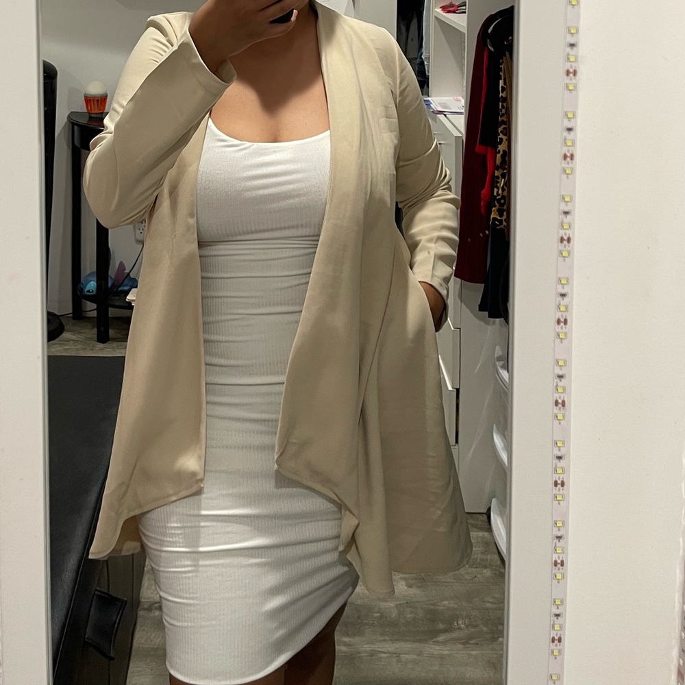 Nude Light Weight Coat